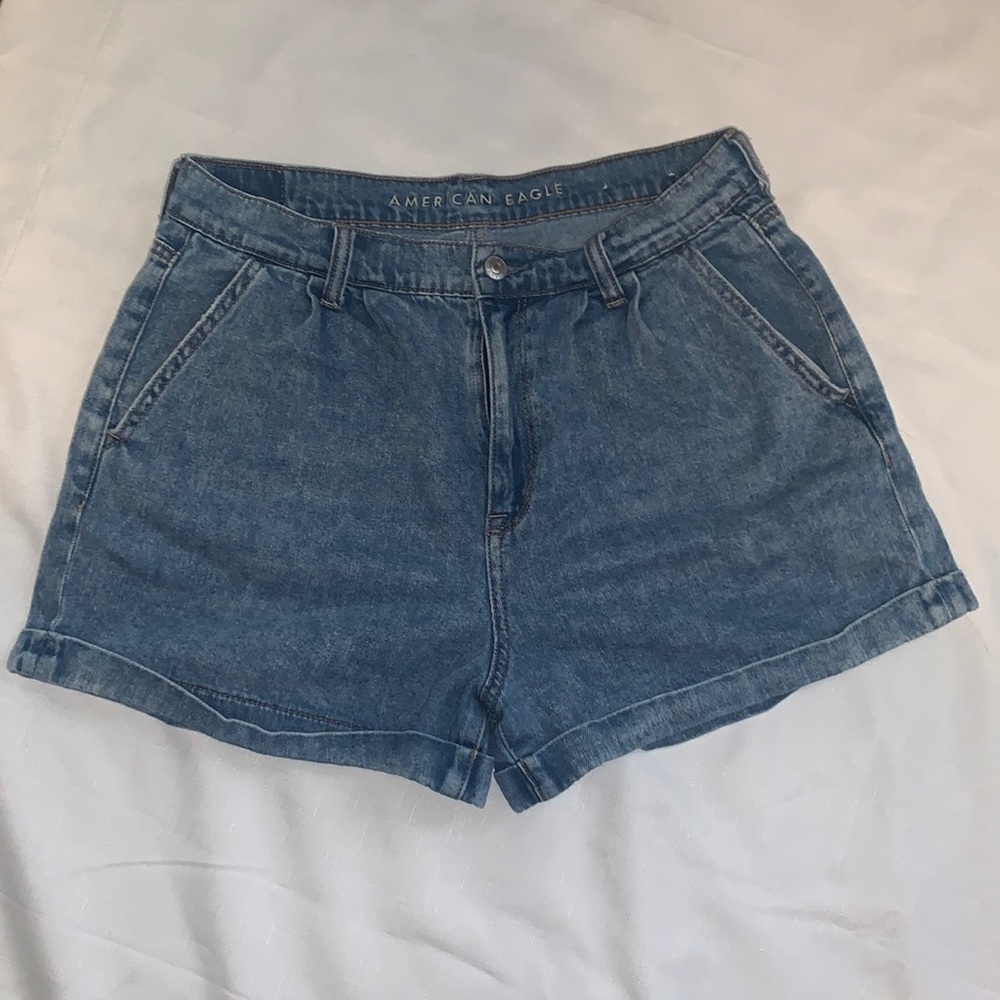 American eagle mom shorts